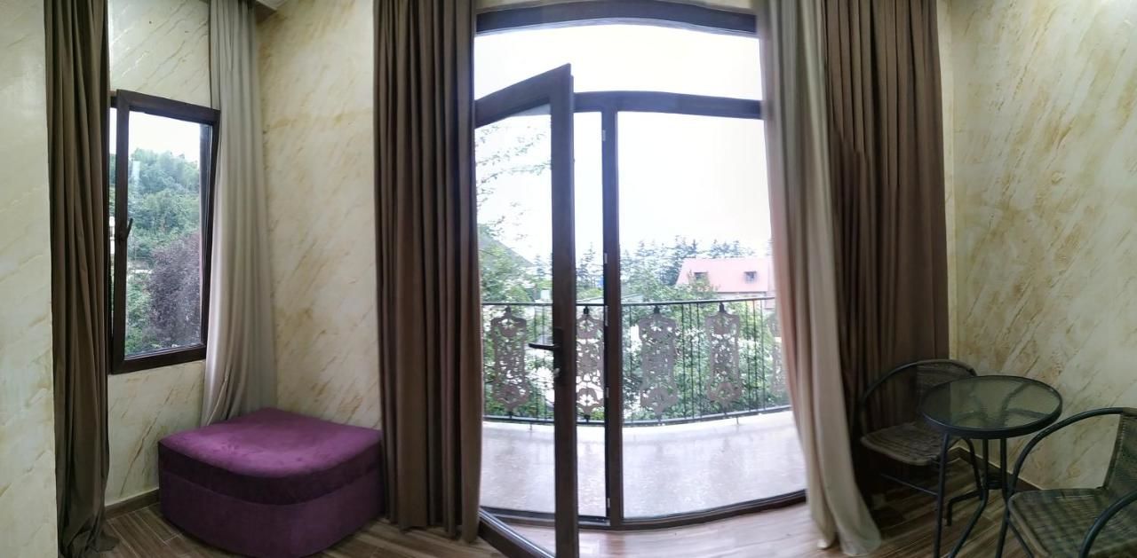Проживание в семье Batumi Homestay at Tamar Mephe Avenue Махинджаури-14