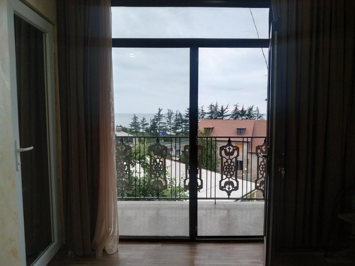 Проживание в семье Batumi Homestay at Tamar Mephe Avenue Махинджаури