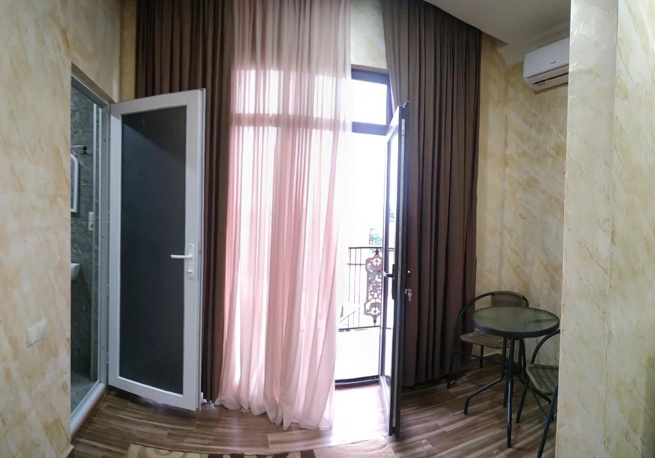 Проживание в семье Batumi Homestay at Tamar Mephe Avenue Махинджаури